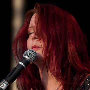 Carolyn Wonderland Concerts in Jacksonville